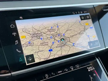 AUDI A8 55 TFSI quattro S Pano ACC B&O H.UP Soft