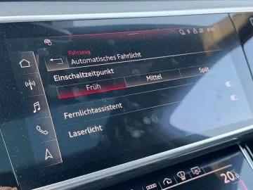 AUDI A8 55 TFSI quattro S Pano ACC B&O H.UP Soft