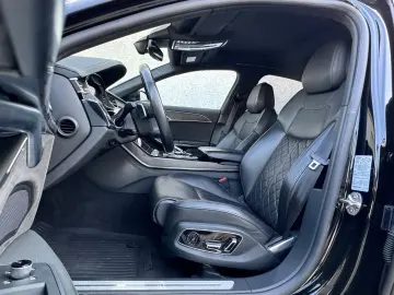 AUDI A8 55 TFSI quattro S Pano ACC B&O H.UP Soft