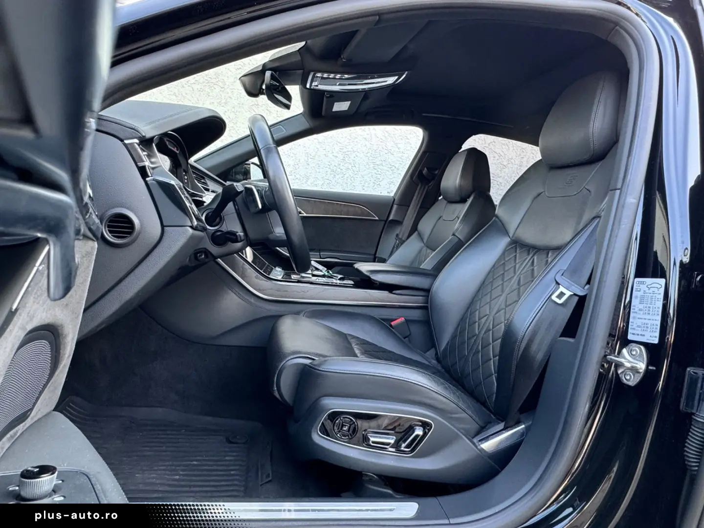 AUDI A8 55 TFSI quattro S Pano ACC B&O H.UP Soft