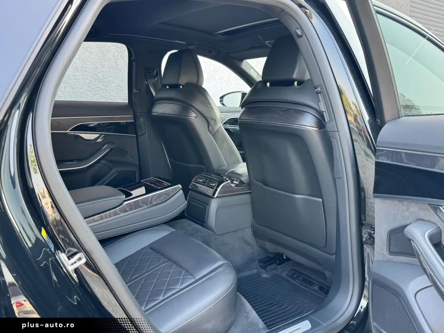 AUDI A8 55 TFSI quattro S Pano ACC B&O H.UP Soft