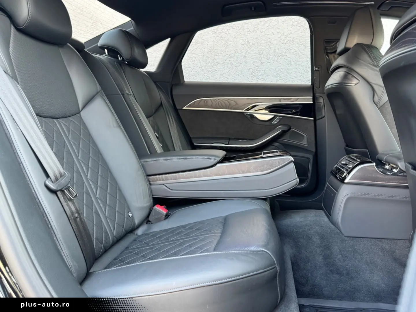 AUDI A8 55 TFSI quattro S Pano ACC B&O H.UP Soft