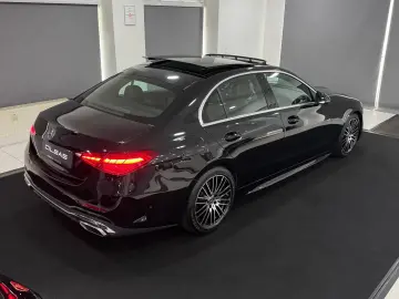 MERCEDES-BENZ C 300 4M 9G AMG-LINE