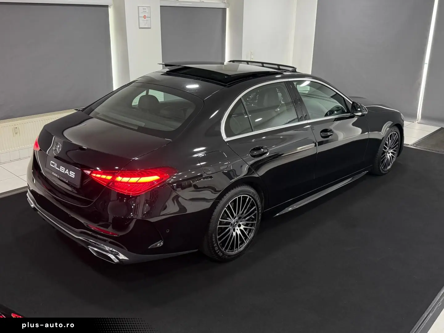 MERCEDES-BENZ C 300 4M 9G AMG-LINE
