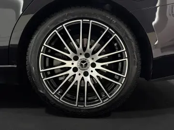 MERCEDES-BENZ C 300 4M 9G AMG-LINE