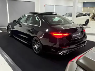 MERCEDES-BENZ C 300 4M 9G AMG-LINE