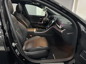 MERCEDES-BENZ C 300 4M 9G AMG-LINE