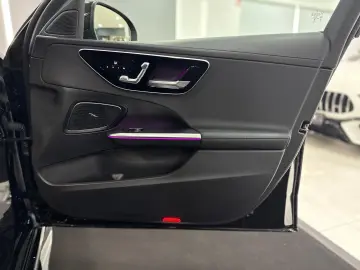 MERCEDES-BENZ C 300 4M 9G AMG-LINE