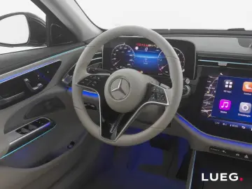 MERCEDES-BENZ E 220 d Exsclusive