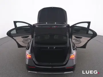 MERCEDES-BENZ E 220 d Exsclusive