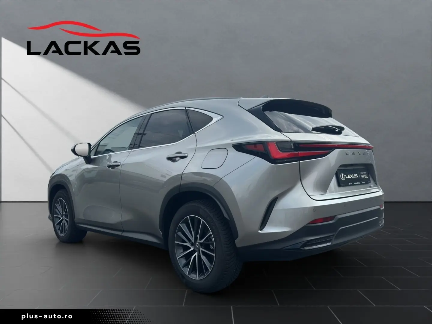 LEXUS NX 450h E-Four Pano Sitzbelüftung HUD