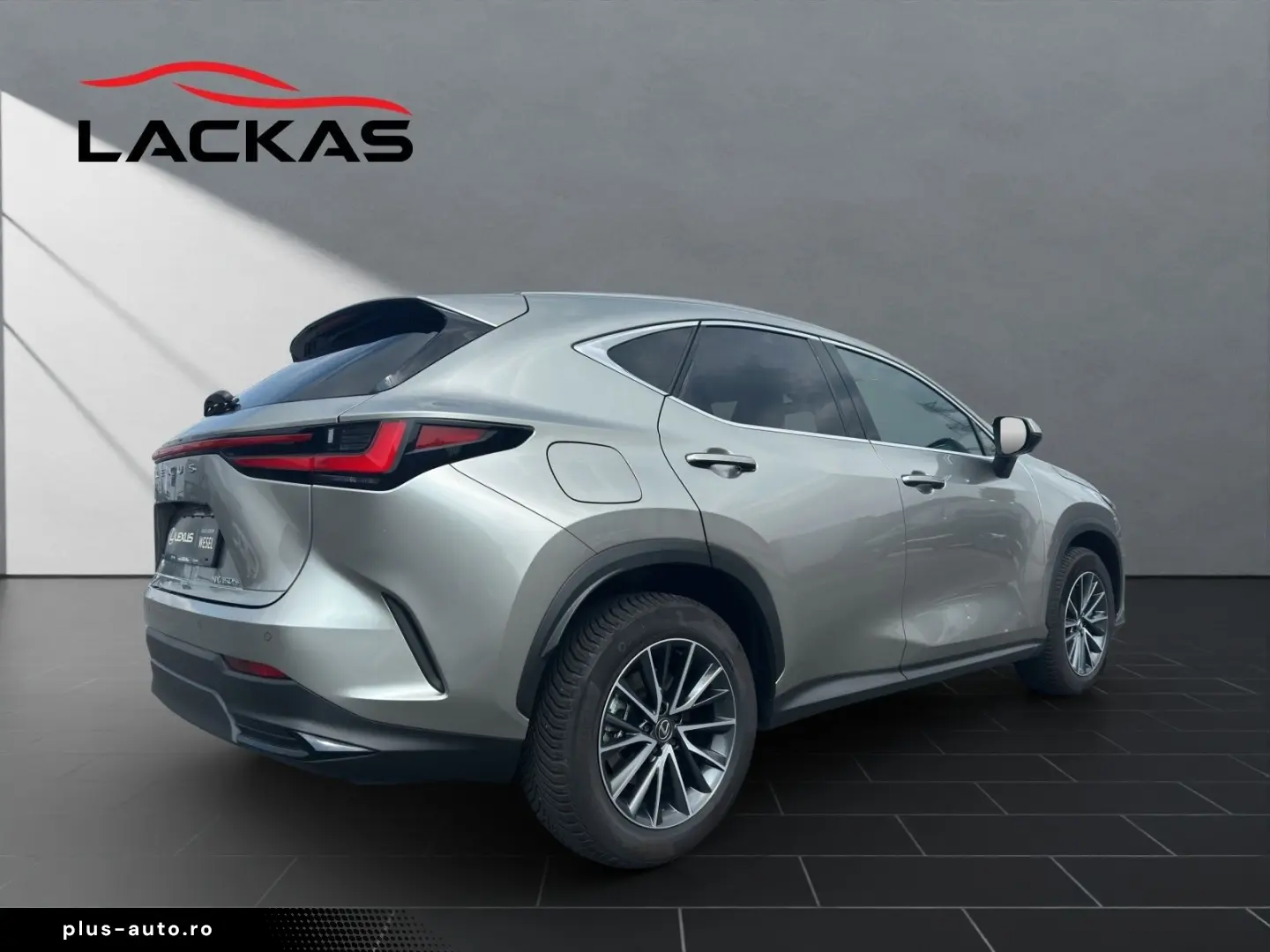 LEXUS NX 450h E-Four Pano Sitzbelüftung HUD