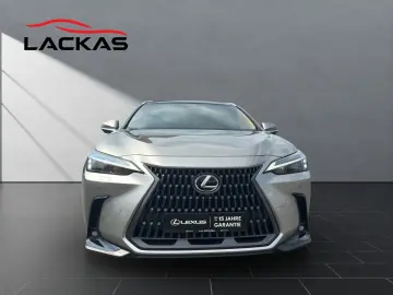 LEXUS NX 450h E-Four Pano Sitzbelüftung HUD