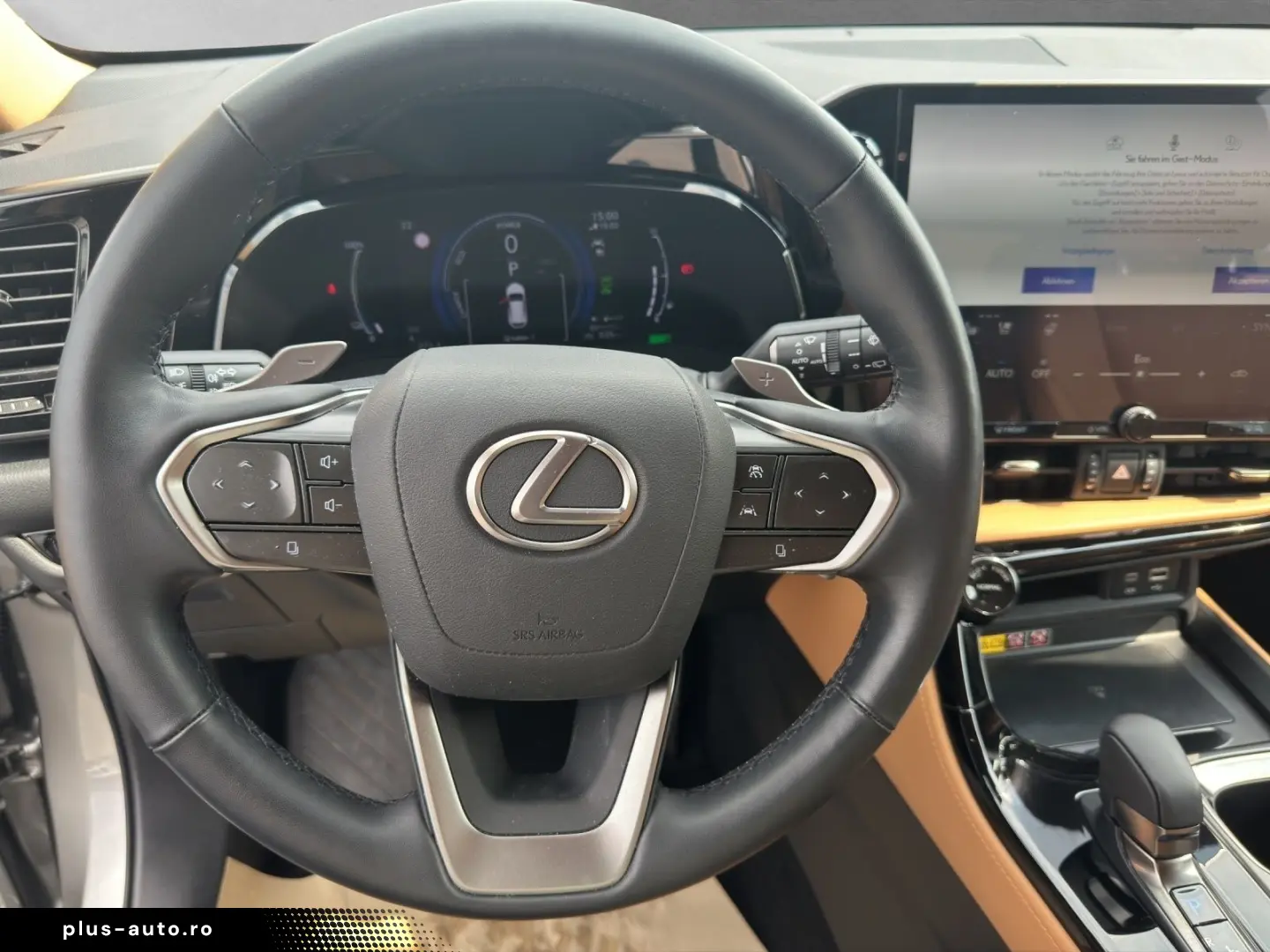LEXUS NX 450h E-Four Pano Sitzbelüftung HUD