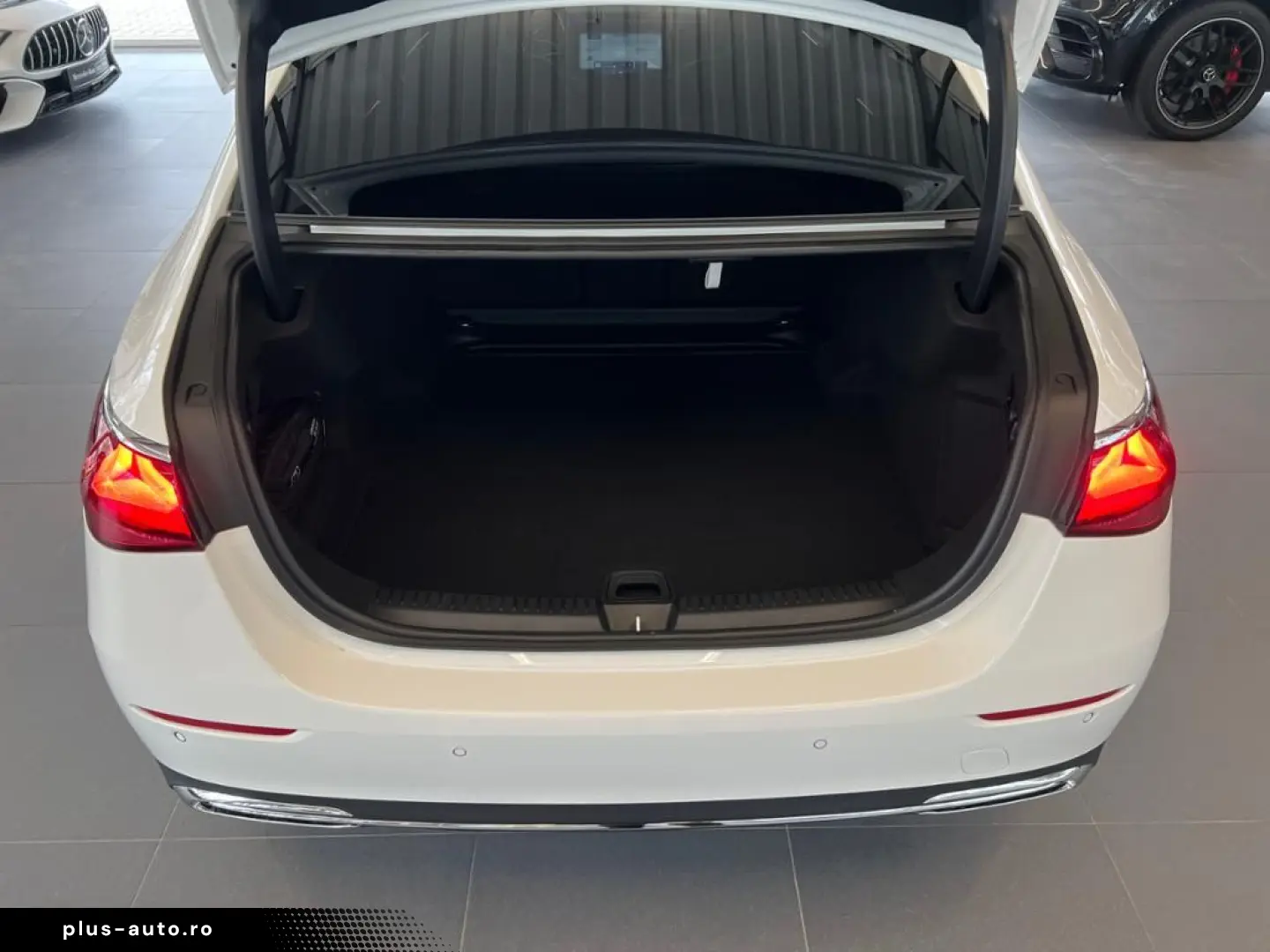 MERCEDES-BENZ E 220 d Avantgarde