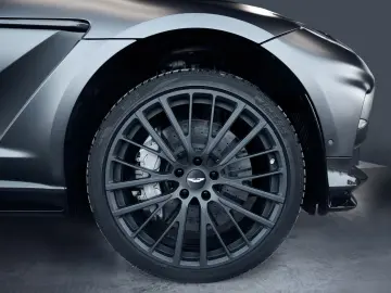 ASTON MARTIN DBX707 UVP 329.620€ Manchester City Vorbesitzer