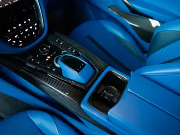ASTON MARTIN DBX707 UVP 329.620€ Manchester City Vorbesitzer