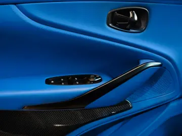 ASTON MARTIN DBX707 UVP 329.620€ Manchester City Vorbesitzer