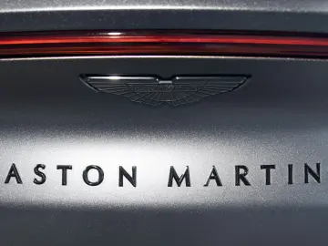 ASTON MARTIN DBX707 UVP 329.620€ Manchester City Vorbesitzer
