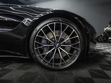 ASTON MARTIN V8 Vantage 4.0 V8 DB11 Coupe  1.Hand 360 Memory