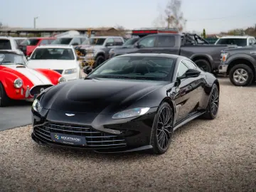ASTON MARTIN V8 Vantage 4.0 V8 DB11 Coupe  1.Hand 360 Memory