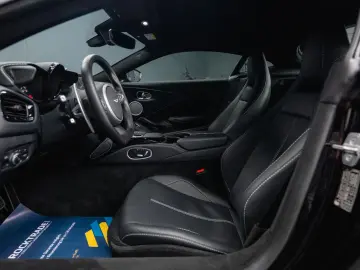 ASTON MARTIN V8 Vantage 4.0 V8 DB11 Coupe  1.Hand 360 Memory