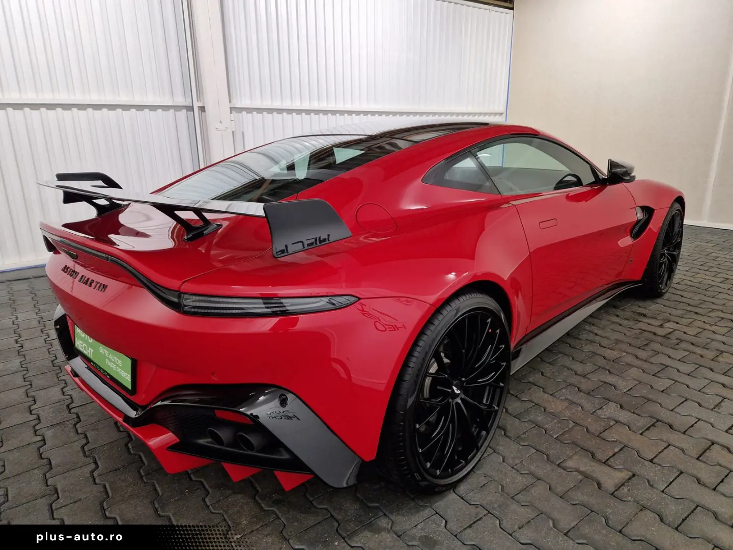 ASTON MARTIN V8 Vantage F1 Carbon Performance Sitze