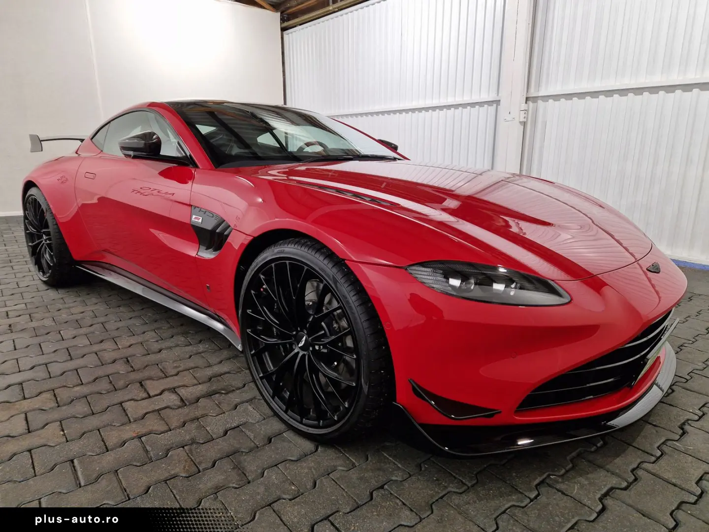 ASTON MARTIN V8 Vantage F1 Carbon Performance Sitze