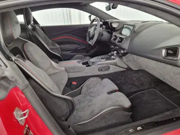 ASTON MARTIN V8 Vantage F1 Carbon Performance Sitze