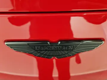 ASTON MARTIN V8 Vantage F1 Carbon Performance Sitze