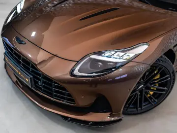 ASTON MARTIN DB12 Coupe  Carbon  B&O  Carbon Keramik