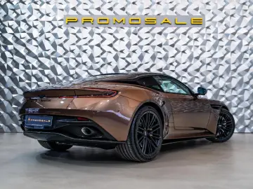 ASTON MARTIN DB12 Coupe  Carbon  B&O  Carbon Keramik