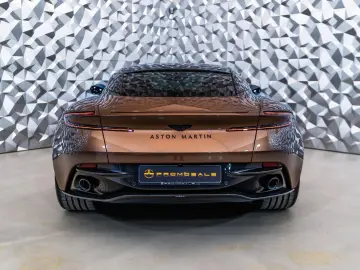 ASTON MARTIN DB12 Coupe  Carbon  B&O  Carbon Keramik