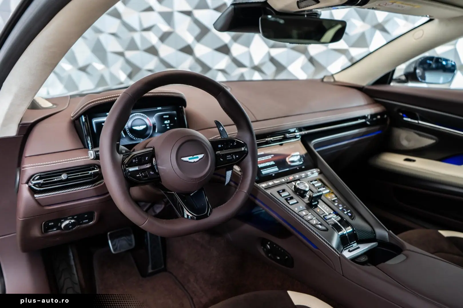 ASTON MARTIN DB12 Coupe  Carbon  B&O  Carbon Keramik