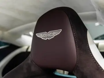 ASTON MARTIN DB12 Coupe  Carbon  B&O  Carbon Keramik