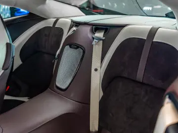 ASTON MARTIN DB12 Coupe  Carbon  B&O  Carbon Keramik
