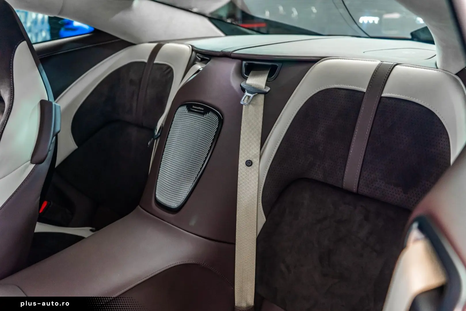 ASTON MARTIN DB12 Coupe  Carbon  B&O  Carbon Keramik