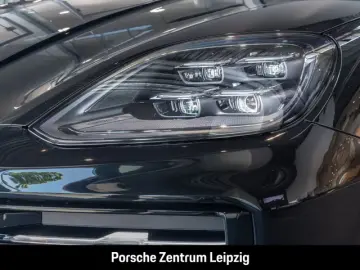 Porsche Cayenne S E-Hybrid Coupe Black Edition