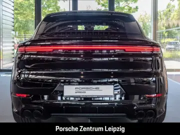 Porsche Cayenne S E-Hybrid Coupe Black Edition