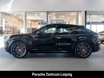 Porsche Cayenne S E-Hybrid Coupe Black Edition