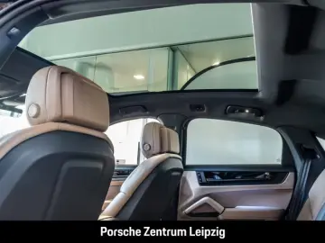 Porsche Cayenne S E-Hybrid Coupe Black Edition