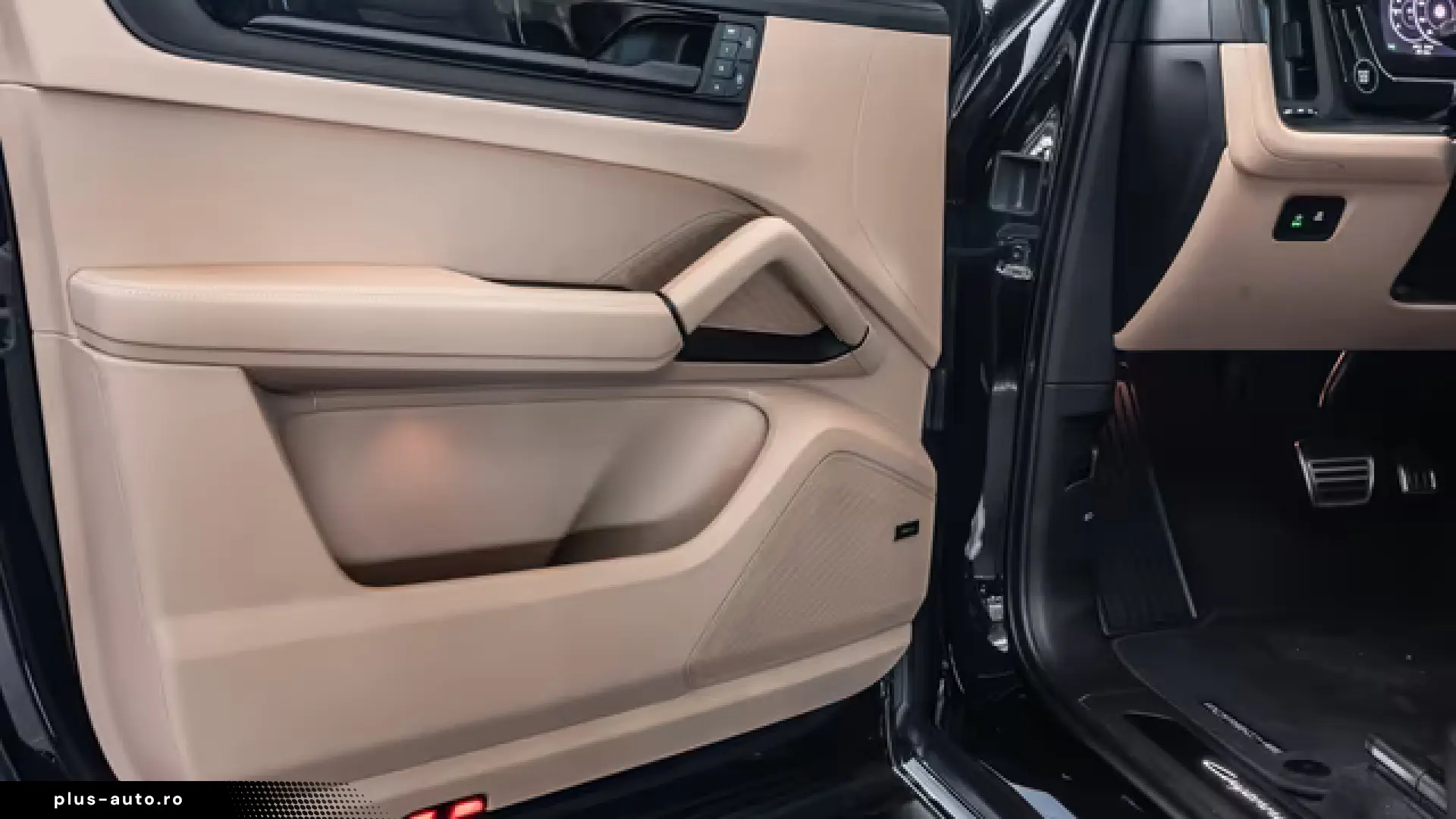 Porsche Cayenne S E-Hybrid Coupe Black Edition
