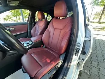 BMW 320 i M Sport