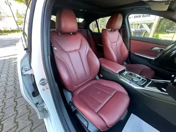 BMW 320 i M Sport