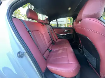 BMW 320 i M Sport