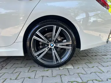 BMW 320 i M Sport