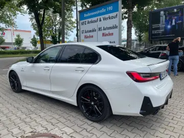 BMW 330 i xDri MSport
