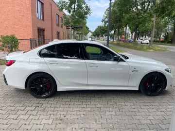 BMW 330 i xDri MSport