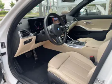 BMW 330 i xDri MSport