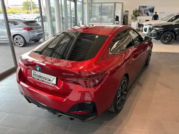 BMW i4 eDrive40